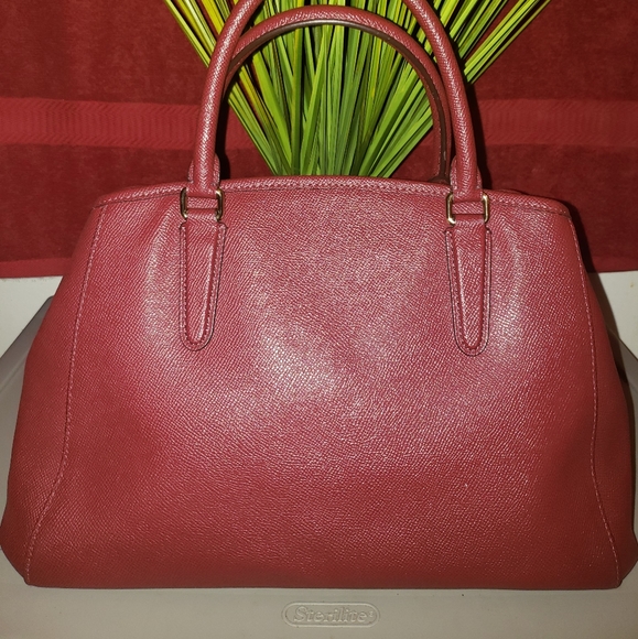 Coach - Picture 3 of 7